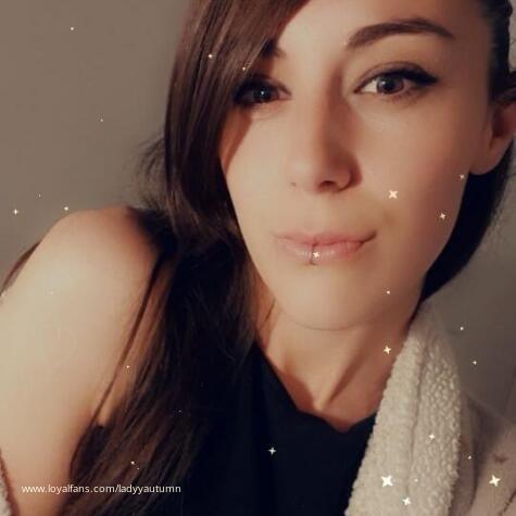 Lady Autumn avatar