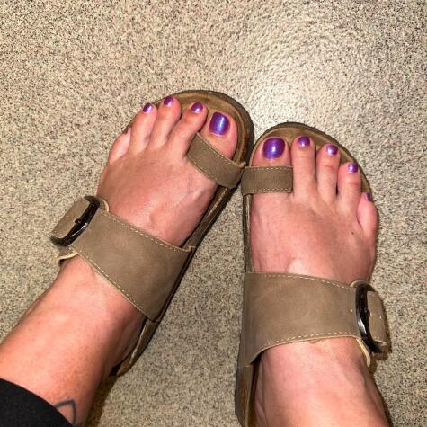 Rachel_DreamyButterflyFeet avatar