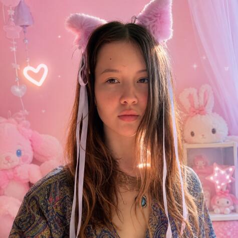 RealEllie avatar