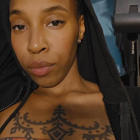 Mistress Sinclair avatar