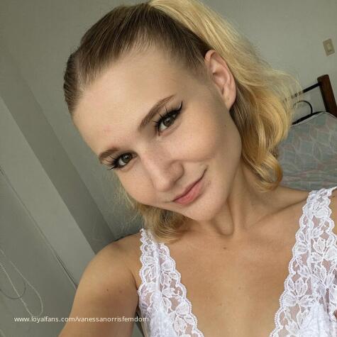 Vanessa Norris FemDom avatar