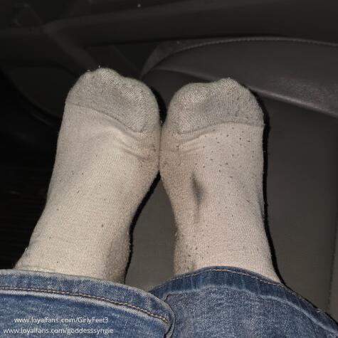 GirlyFeet3 avatar