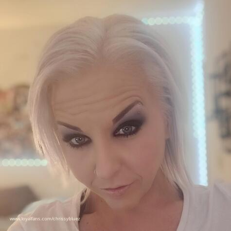 Chrissybluez avatar