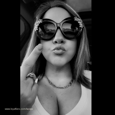 Goddess Lacey Findom Femdom avatar