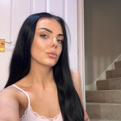 GoddessLeighaR avatar