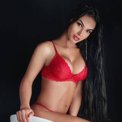 sweet brunette1 avatar
