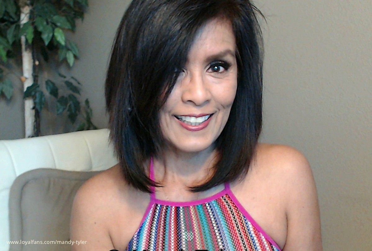 Mandy Tyler’s Official Social Fan Page LoyalFans