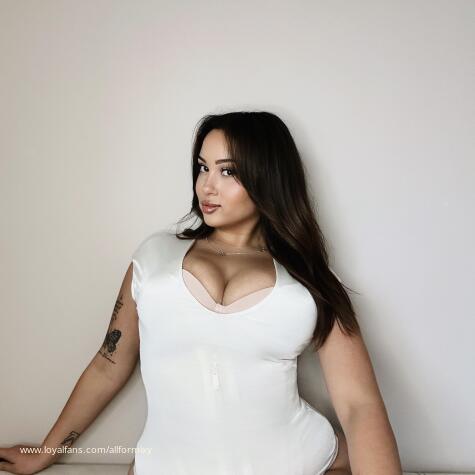 Goddess Mixy Price avatar