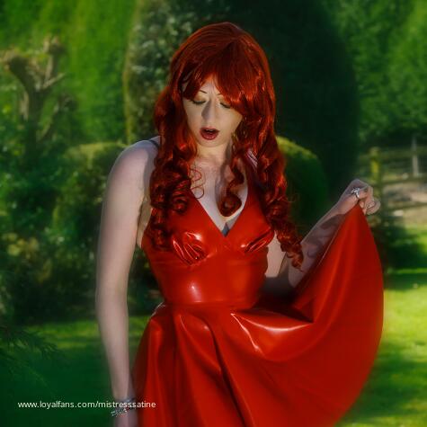 Mistress Satine avatar