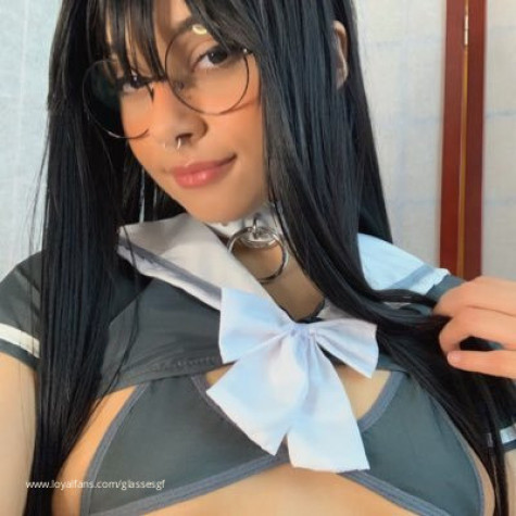 Glasses GF avatar