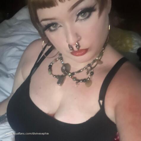 divinesephie avatar