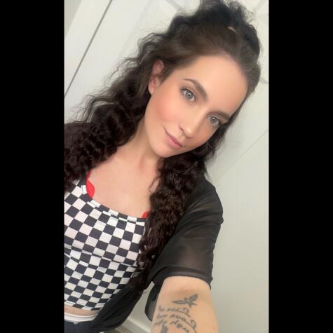 Canadiangirl444 avatar