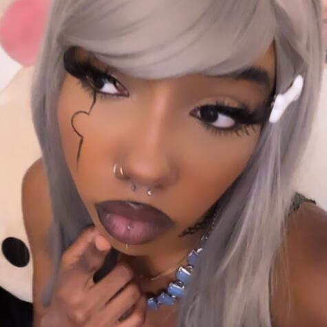 Raven 🦇 avatar