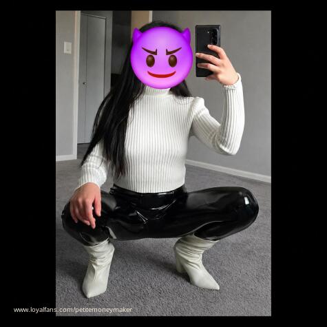 PetiteMoneyMaker avatar