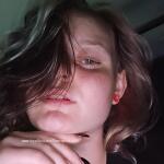 Lizzie spankable avatar