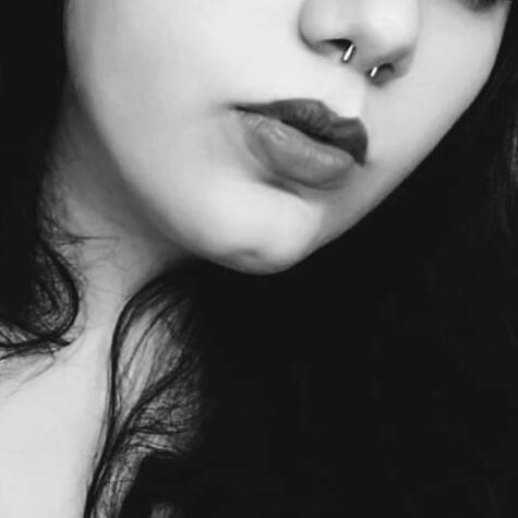 MadommeValeska avatar