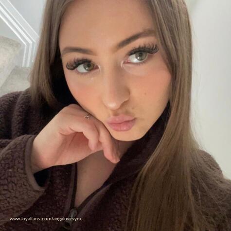 Angylovesyou avatar