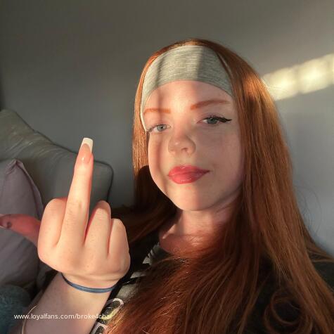 Broke4char avatar