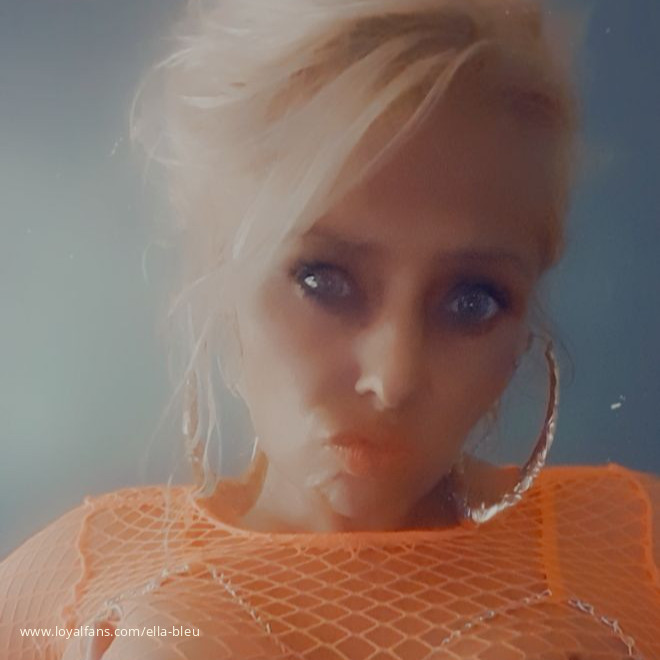 Watch and Buy Videos from the Official Video Store of Ella bleu | LoyalFans