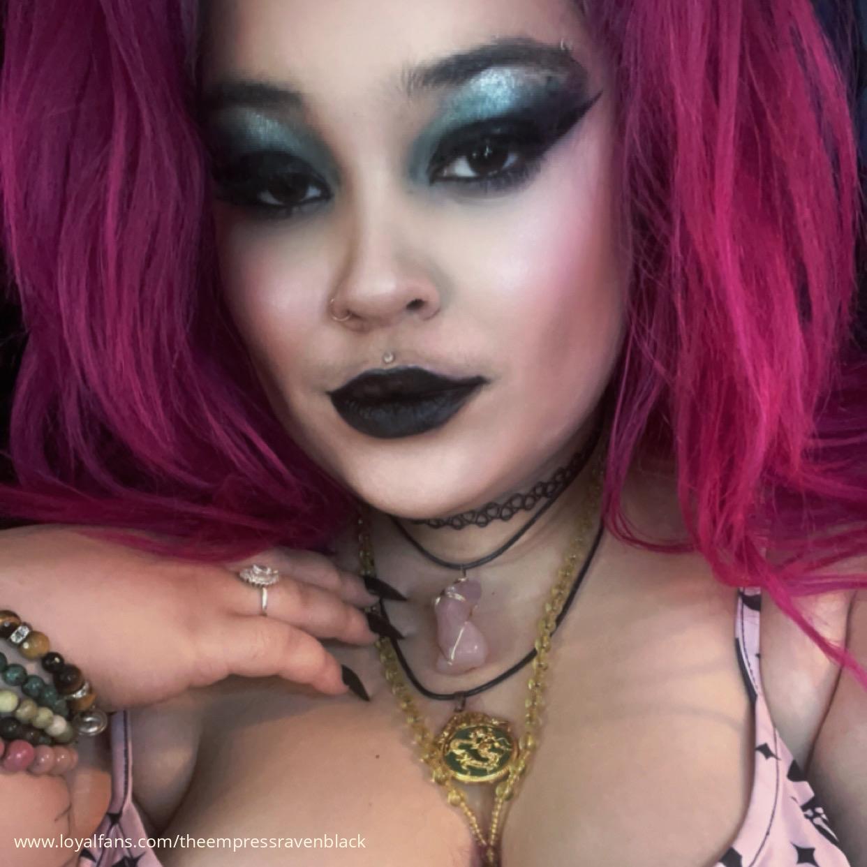 The Empress Raven Black's videos and clips | Official account | LoyalFans
