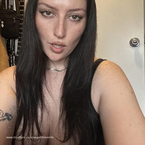finDOM Goddess Ina avatar