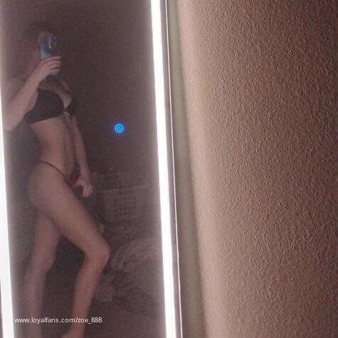 Zoe Lover  avatar