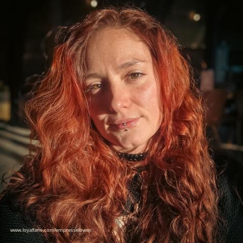 Empress Elowen avatar