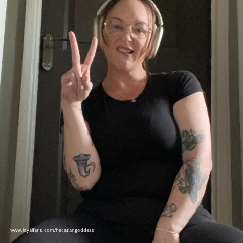 HecatianGoddess avatar