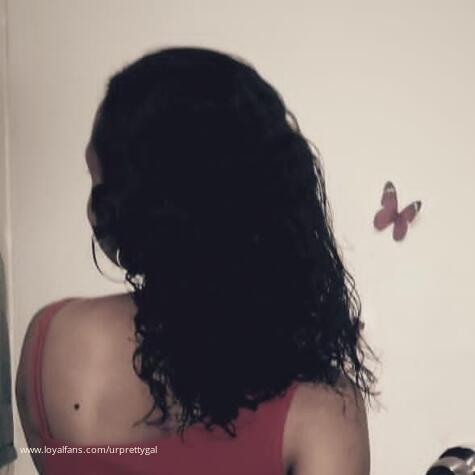 UrprettyGal avatar