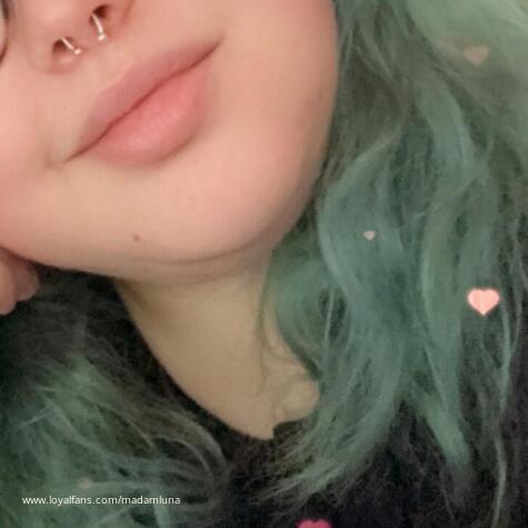 MadamLuna avatar