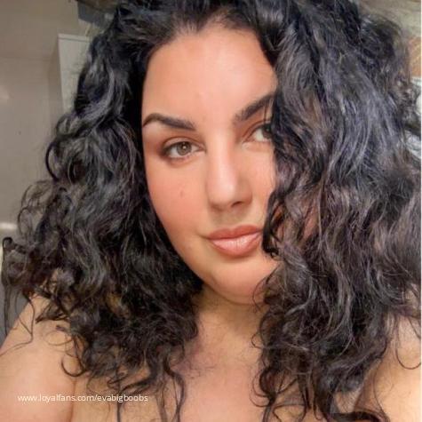 Eva big boobs avatar