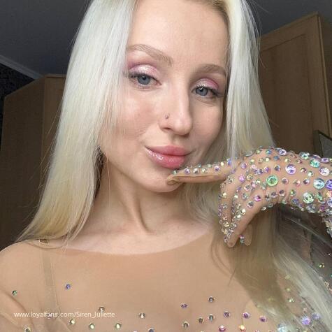 SnowQueenJuliette avatar