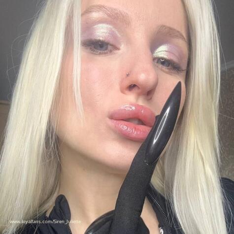 SnowQueenJuliette avatar