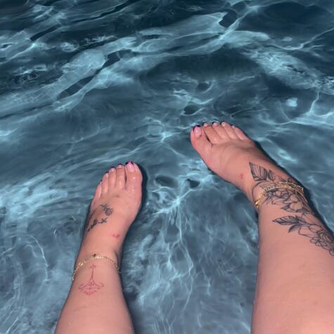 Feetbyvee98 avatar