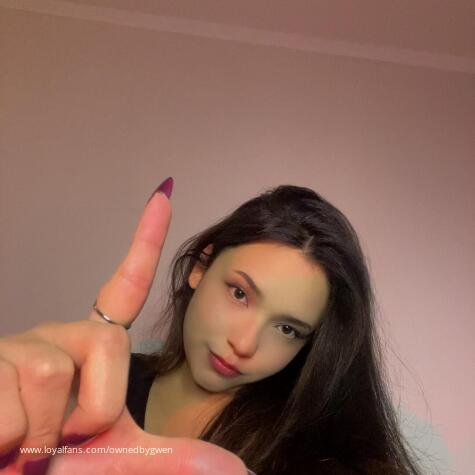 OwnedByGwen avatar