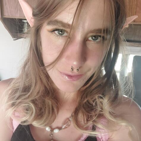 Cherrie Blossom avatar