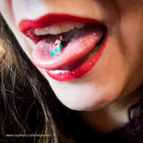 Lady Velvet FINDOM QUEEN avatar