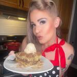 Miss Whitney Morgan avatar