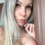 Goddess Niki Femdom Findom Domina avatar