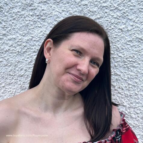 Mistress Starr 81 avatar