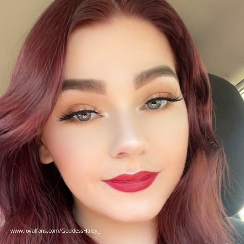 Sexy & curve with a splash of devious - GoddessHaley1 Official Photos