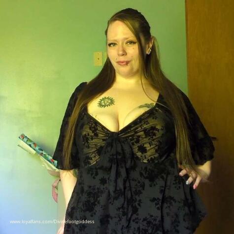 Divinefootgoddess avatar