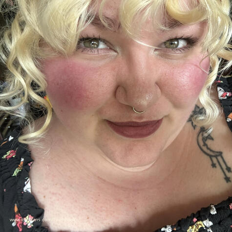 GoddessSofie19 avatar