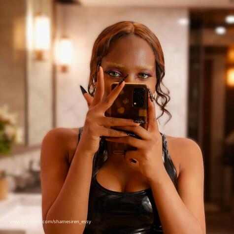 Shamesiren_Essy avatar