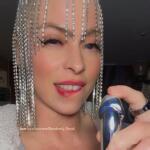 RandomlyRandi avatar