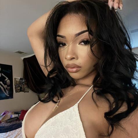 PrettyFeetNova avatar
