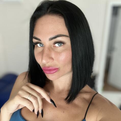 Luna Berg VIP avatar