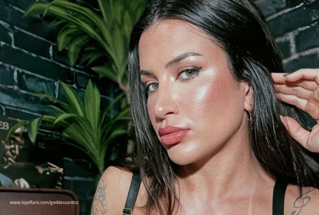 Godess Anitta the Femdom Queen