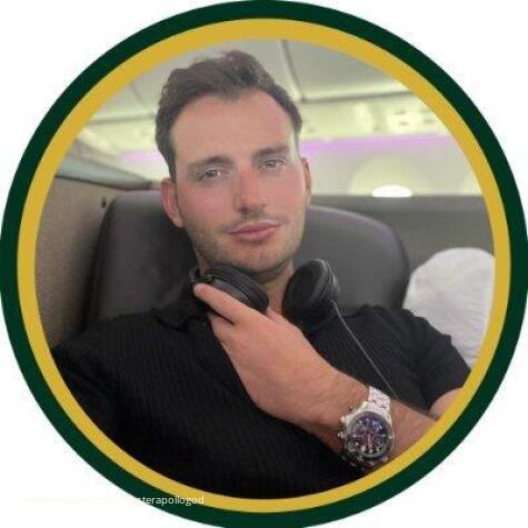 MasterApolloGod avatar