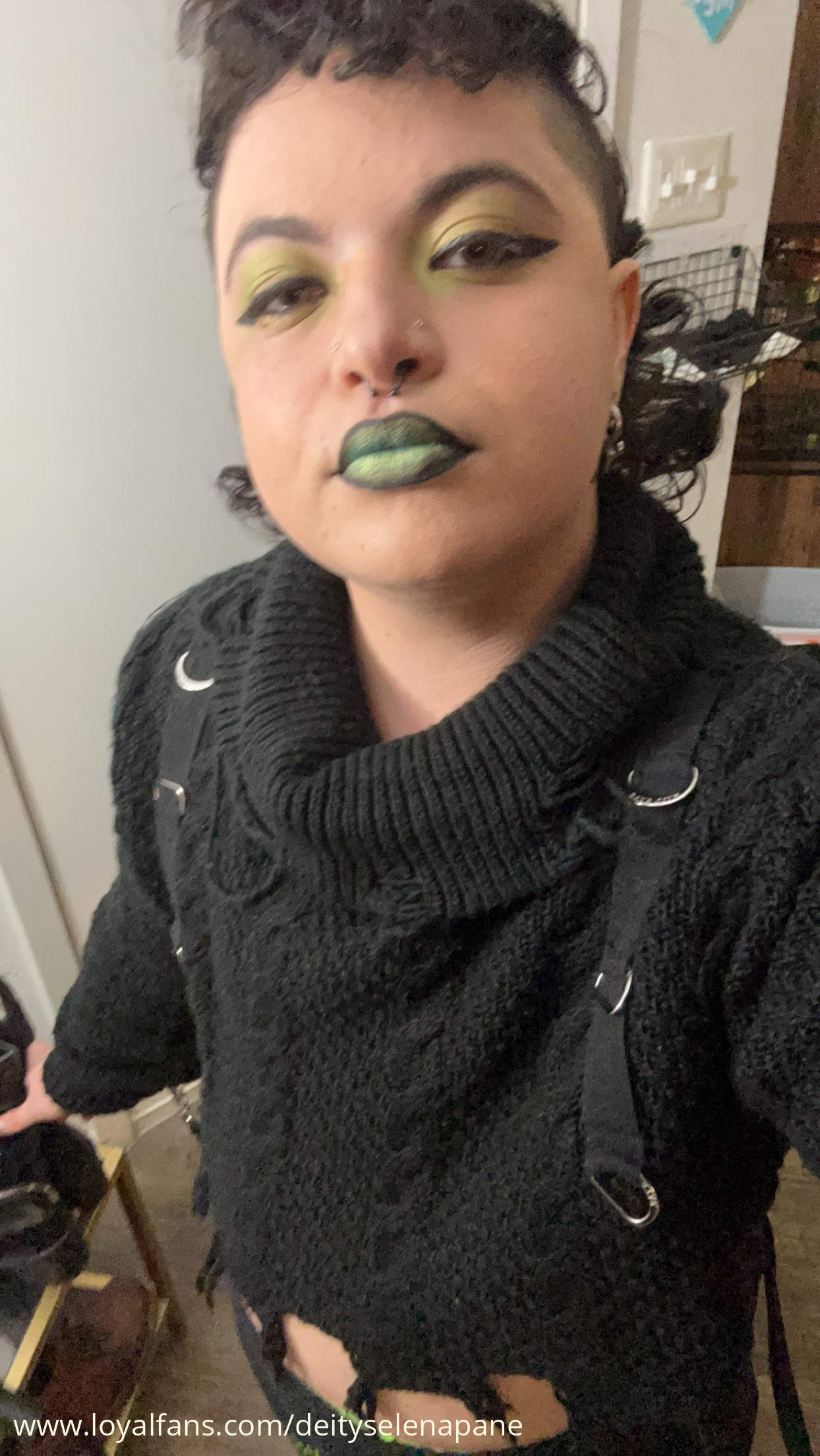 Siren Selena’s Official Social Fan Page | LoyalFans